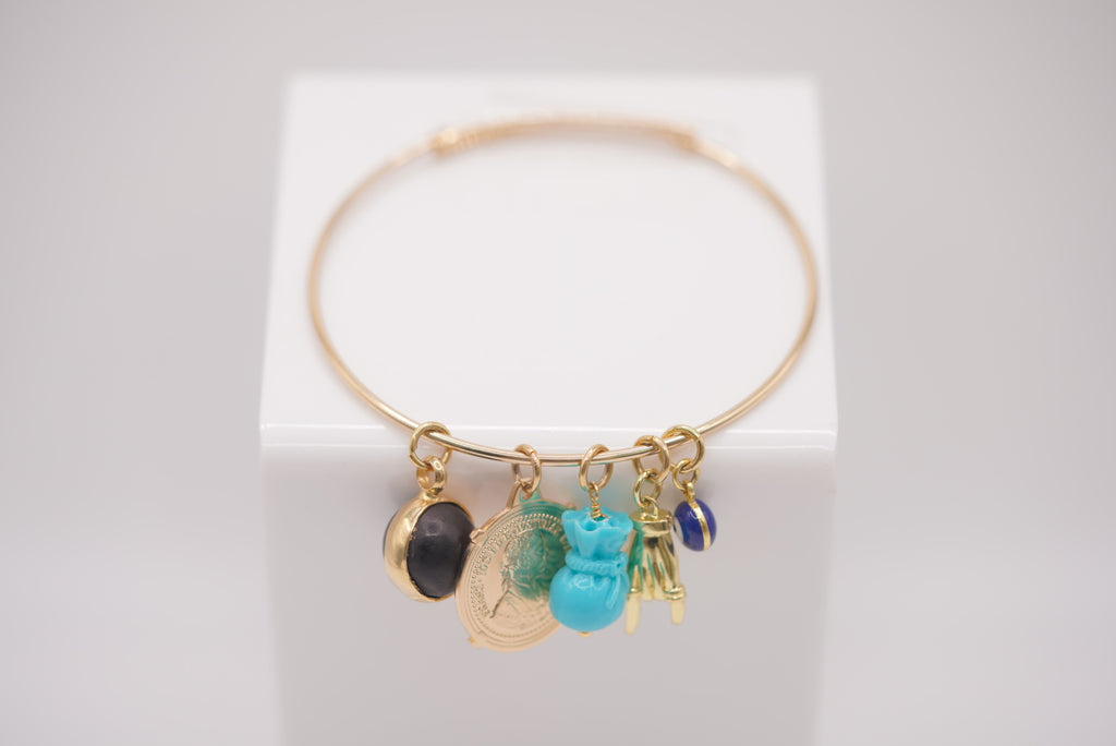 Charms Bracelet - Stand Out